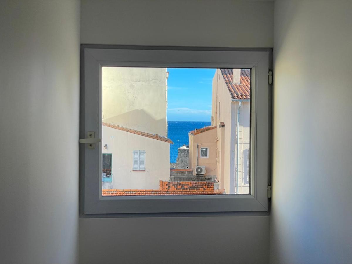 Nice Renting - Massena - Loft - Heart Of Vieil Antibes - The Market With Sea View Экстерьер фото