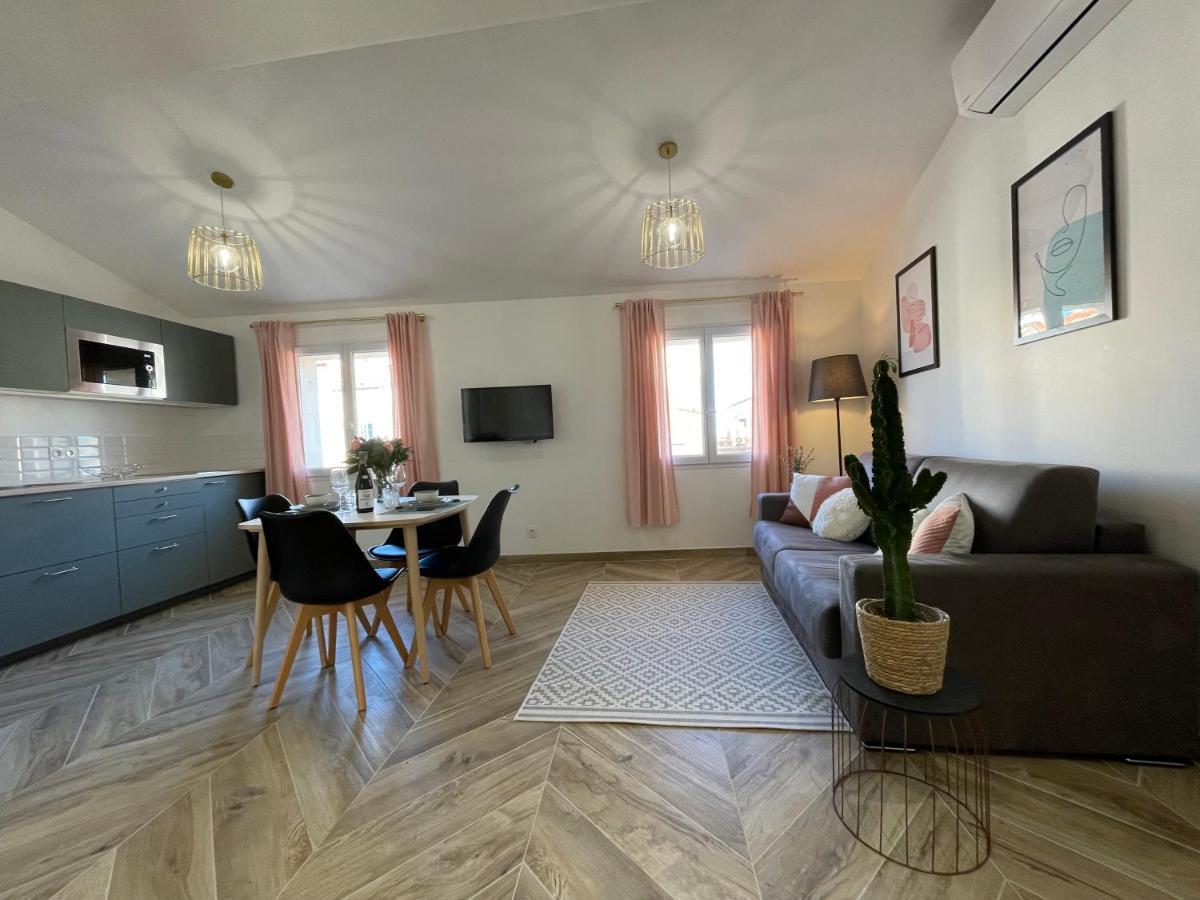 Nice Renting - Massena - Loft - Heart Of Vieil Antibes - The Market With Sea View Экстерьер фото
