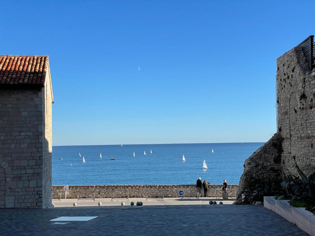 Nice Renting - Massena - Loft - Heart Of Vieil Antibes - The Market With Sea View Экстерьер фото